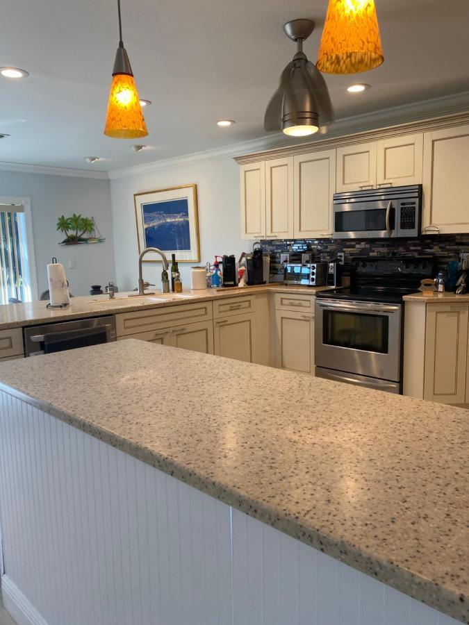 This Homestay Oasis Is The Cape'S Best Place To Stay Cape Coral Eksteriør billede