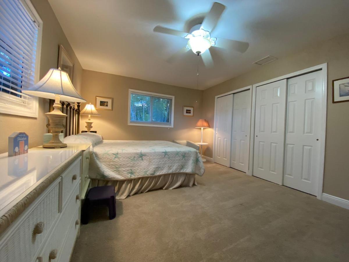 This Homestay Oasis Is The Cape'S Best Place To Stay Cape Coral Eksteriør billede