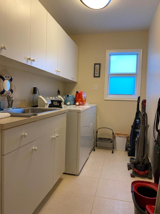 This Homestay Oasis Is The Cape'S Best Place To Stay Cape Coral Eksteriør billede
